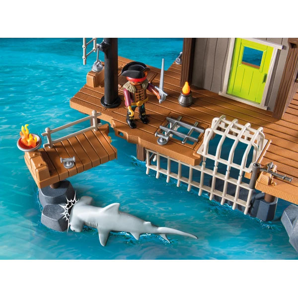 PLAYMOBIL PIRATES PIRATE HARBOR
