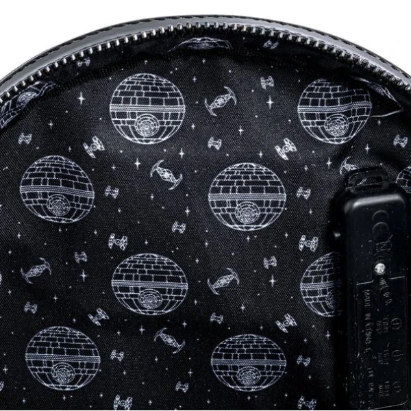 LOUNGEFLY STAR WARS DARTH VADER LIGHT UP MINI ΤΣΑΝΤΑ ΠΛΑΤΗΣ (STBK0219)