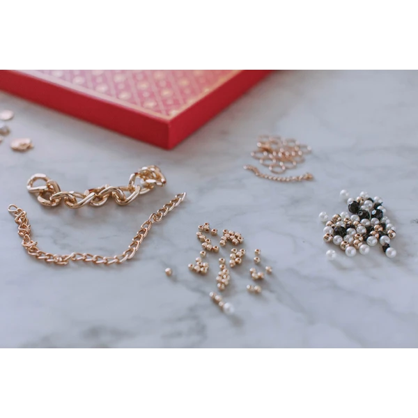 MAKE IT REAL JUICY COUTURE CHAINS & CHARMS 