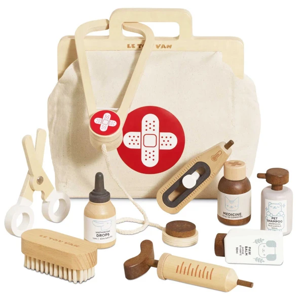 LE TOY VAN WOODEN ANIMAL VET SET 10 pcs
