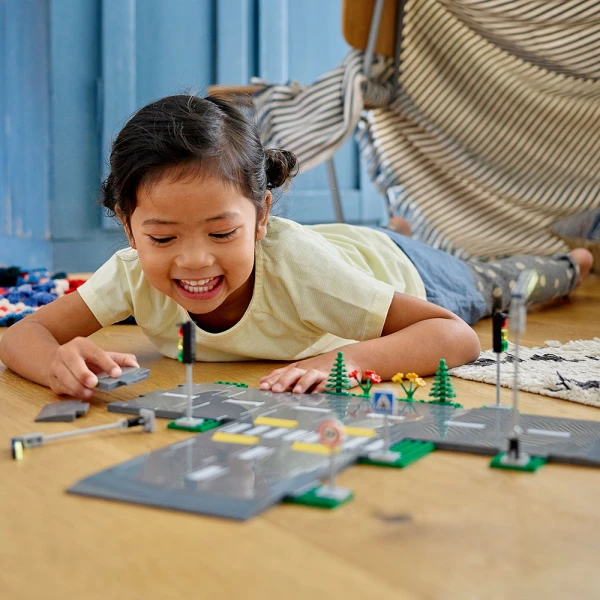 LEGO CITY ROAD PLATES