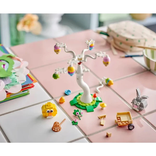 LEGO® EASTER BUNNY AND CHICK EGG HUNT