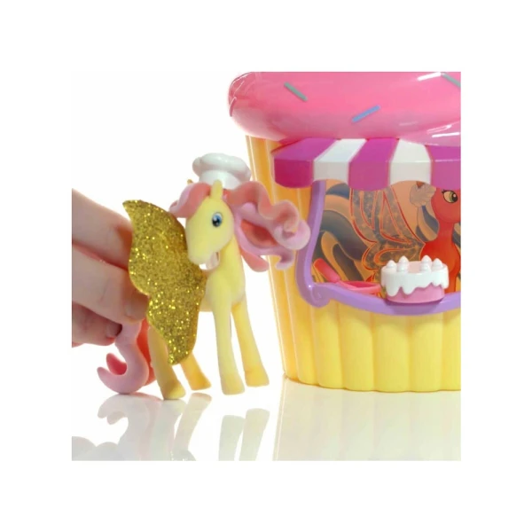 GALUPY UNICORN CAFE CREMA WITH UNICORN FIGURE