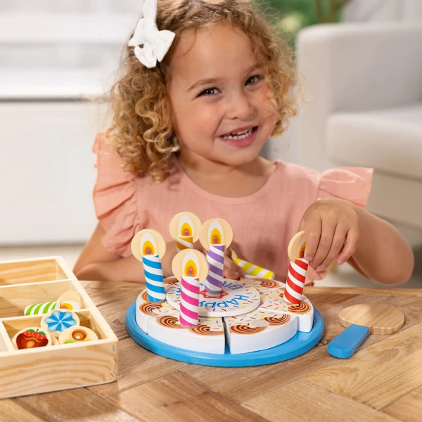 MELISSA & DOUG ΣΕΤ ΞΥΛΙΝΗ ΤΟΥΡΤΑ ΓΕΝΕΘΛΙΩΝ