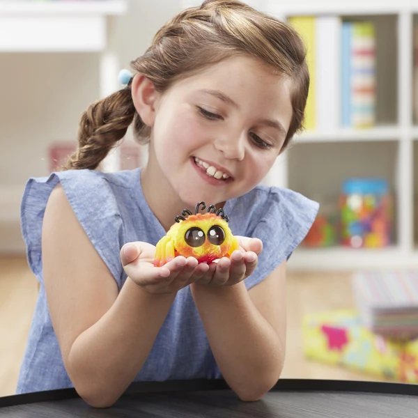 YELLIES SPIDER WITH PERSONALITY - 6 DESIGNS