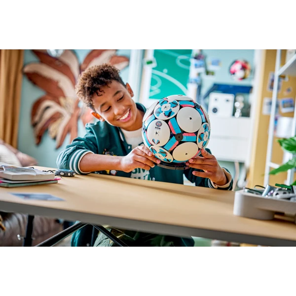 LEGO® EDITIONS SPORTS SOCCER BALL