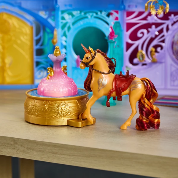 UNICORN ACADEMY STABLE PLAYSET