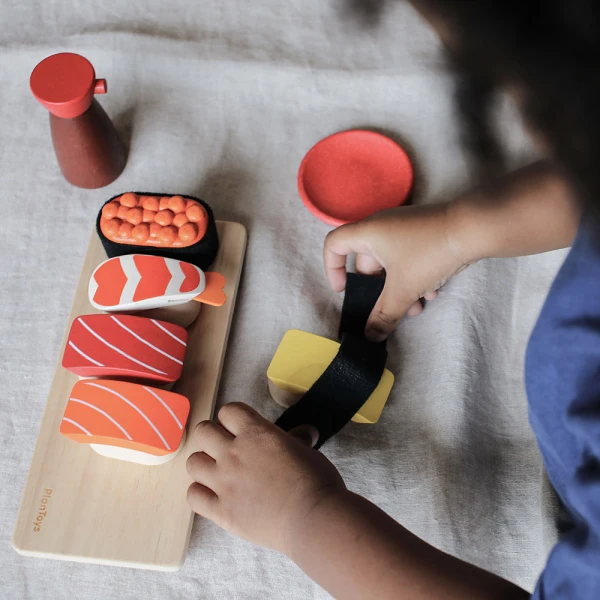 PLAN TOYS ΞΥΛΙΝΟ ΠΑΙΧΝΙΔΙ ΣΟΥΣΙ