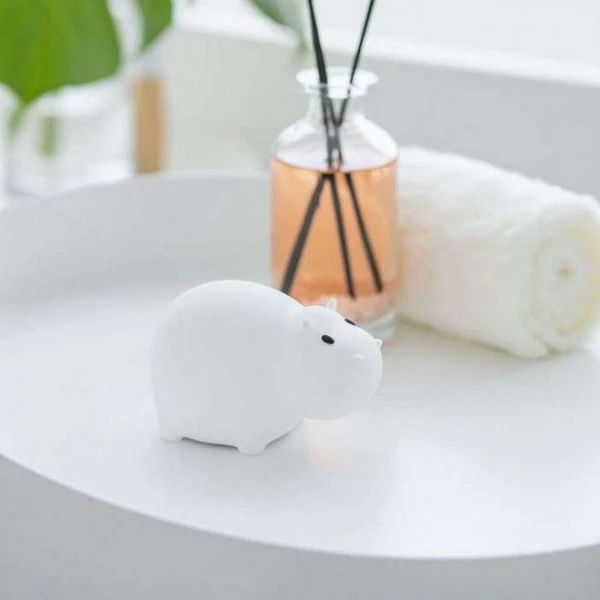 MEGA LIGHT SWIMMY HIPPO - WATERPROOF LIGHT WITH COLOR CHANGES