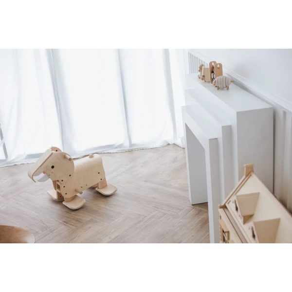 ΞΥΛΙΝΟ ΠΑΙΧΝΙΔΙ PLAN TOYS ΕΛΕΦΑΝΤΑΣ ΠΟΥ ΠΕΡΠΑΤΑΕΙ