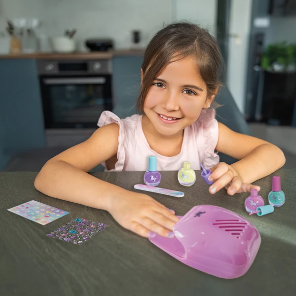 HAPPIHOBBI MANICURE SET WITH DRYER FOR AGES 6+ 
