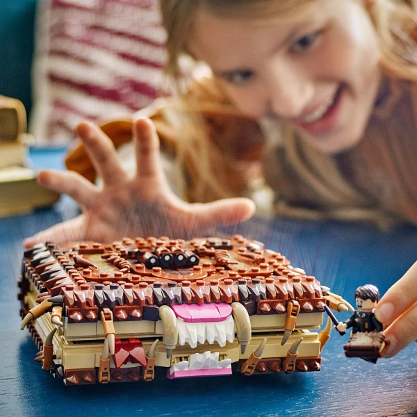 LEGO® HARRY POTTER™ ΤΟ ΤΕΡΑΤΩΔΕΣ ΒΙΒΛΙΟ ΤΩΝ ΤΕΡΑΤΩΝ ΠΟΥ ΔΑΓΚΩΝΕΙ