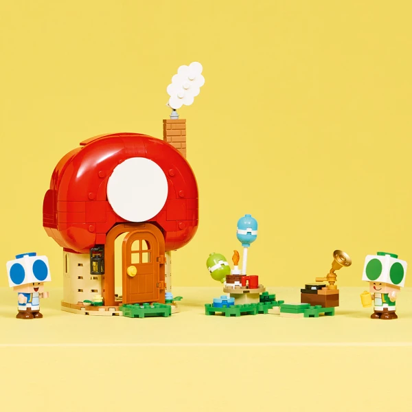 LEGO® SUPER MARIO™ PARTY AT TOADʼS HOUSE