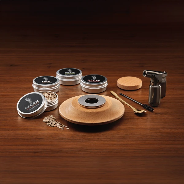 CONNOISSEUR CREATIONS WHISKEY SMOKING KIT