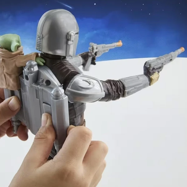 STAR WARS MOVIE FEATURE ELECTRONIC FIGURE MANDALORIAN & GROGU
