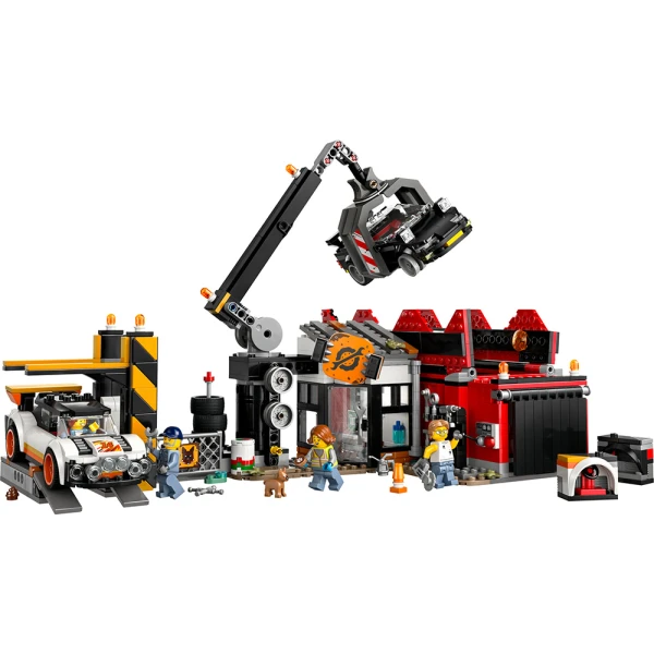 LEGO® CITY SCRAPYARD WITH CARS