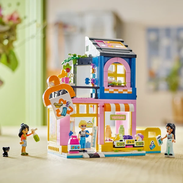 LEGO® FRIENDS VINTAGE FASHION STORE
