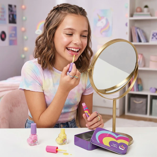 HAPPIHOBBI BEAUTY SET IN METAL CASE SPARKLE LOVE - 2 DESIGNS
