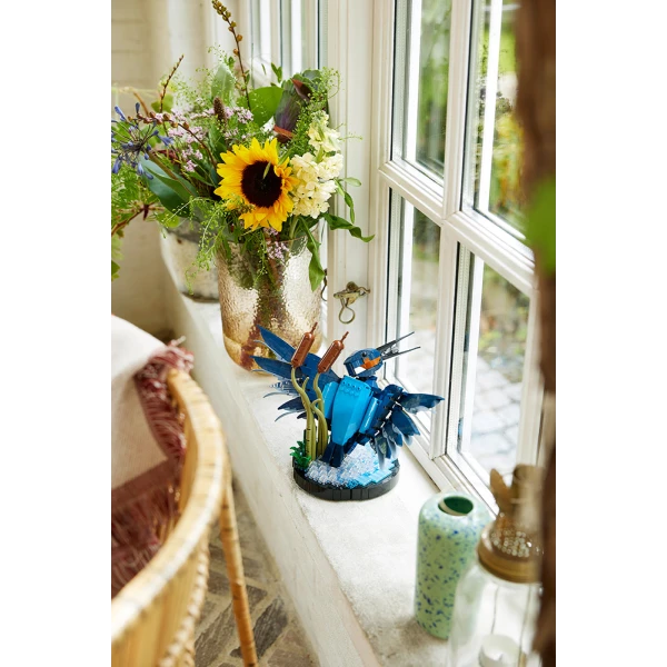 LEGO® ICONS KINGFISHER BIRD
