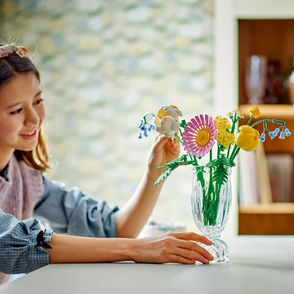 LEGO® BOTANICALS PETITE SUNNY BOUQUET
