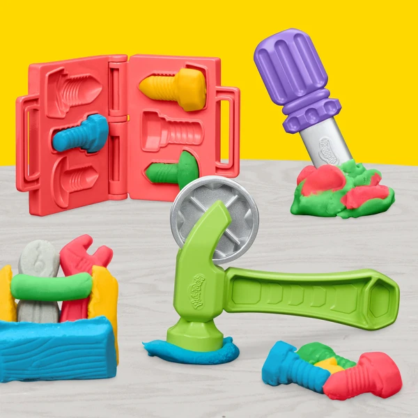 PLAY-DOH STAMP N SAW TOOL BENCH