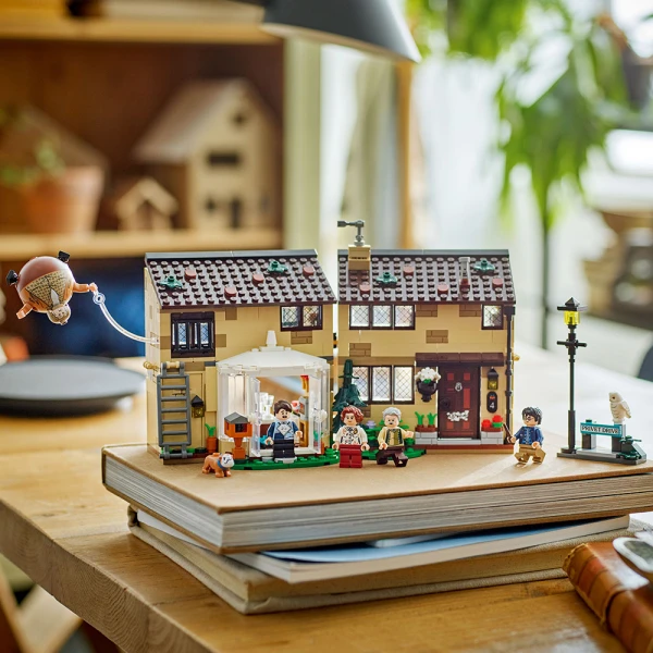 LEGO® HARRY POTTER™ ΟΔΟΣ ΠΡΙΒΕΤ: Η ΕΠΙΣΚΕΨΗ ΤΗΣ ΘΕΙΑΣ ΜΑΡΤΖ