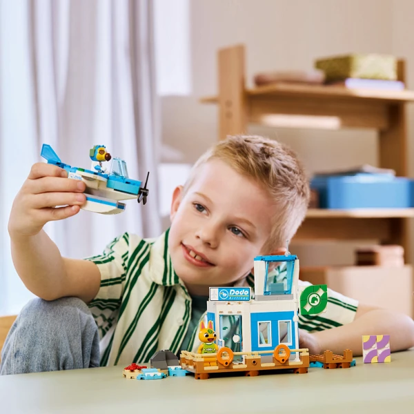 LEGO® ANIMAL CROSSING™ ΠΕΤΑΞΤΕ ΜΕ ΤΙΣ ΑΕΡΟΓΡΑΜΜΕΣ DODO AIRLINES