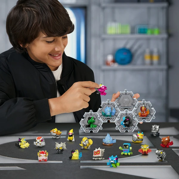 MR. BEAST LAB 3 FIGURES FUSION SURPRISE