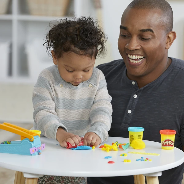 PLAY-DOH FUN FACTORY STARTER SET