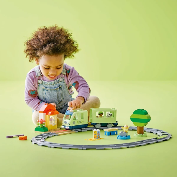 LEGO® DUPLO® TOWN ΔΙΑΔΡΑΣΤΙΚΟ ΤΡΕΝΟ ΓΙΑ ΠΕΡΙΠΕΤΕΙΕΣ