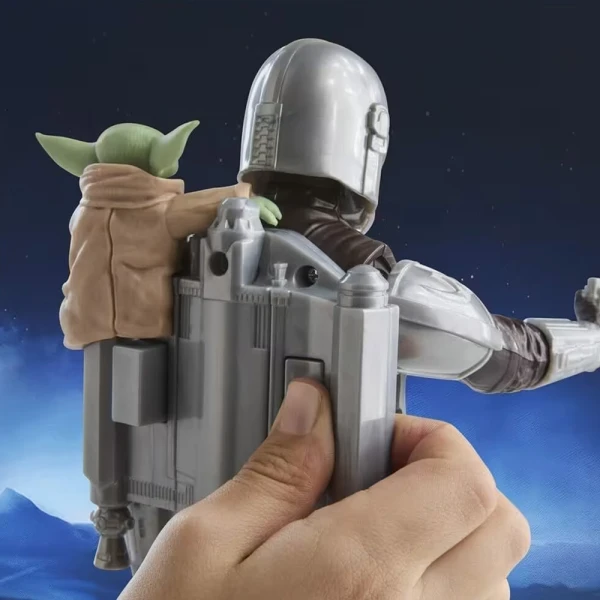 STAR WARS MOVIE FEATURE ELECTRONIC FIGURE MANDALORIAN & GROGU
