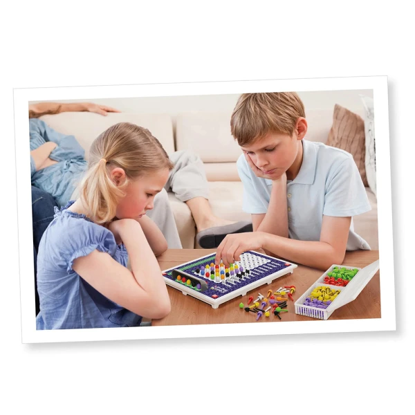 QUERCETTI BOARD GAME SECRET CODE