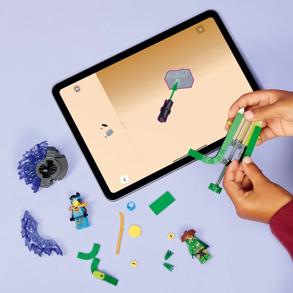 LEGO® NINJAGO® NYA VS. MUTATION MONSTER SPINNER