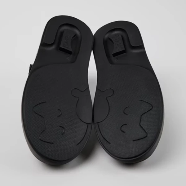 CAMPER ΠΑΠΟΥΤΣΙΑ ΜΠΑΡΕΤΑ TWINS ΜΑΥΡΟ