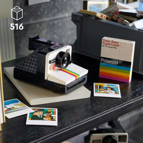 LEGO® IDEAS POLAROID ONESTEP SX-70 CAMERA