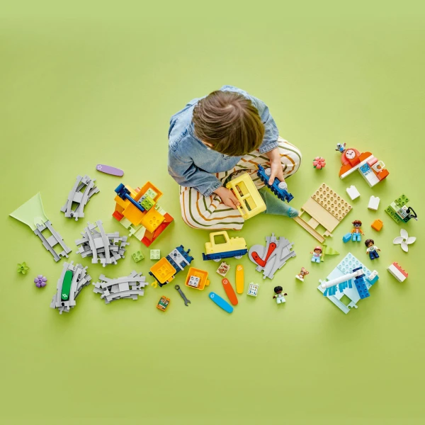 LEGO® DUPLO® TOWN ΜΕΓΑΛΟ ΔΙΑΔΡΑΣΤΙΚΟ ΚΟΙΝΟΤΙΚΟ ΤΡΕΝΟ