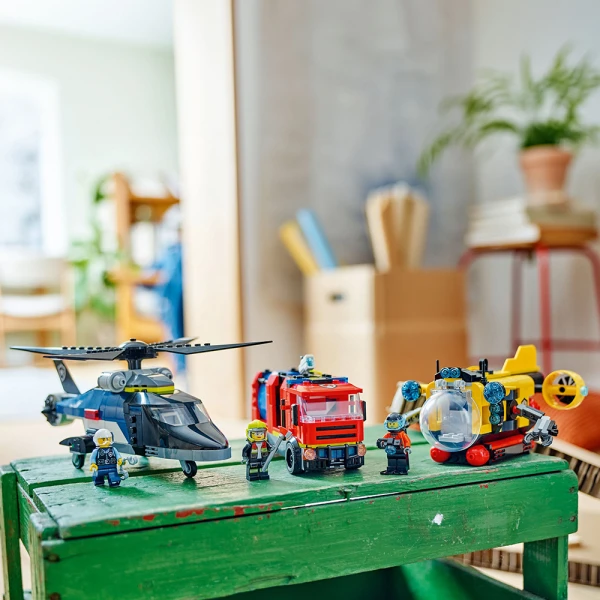 LEGO® CITY HELICOPTER, FIRE TRUCK & SUBMARINE REMIX