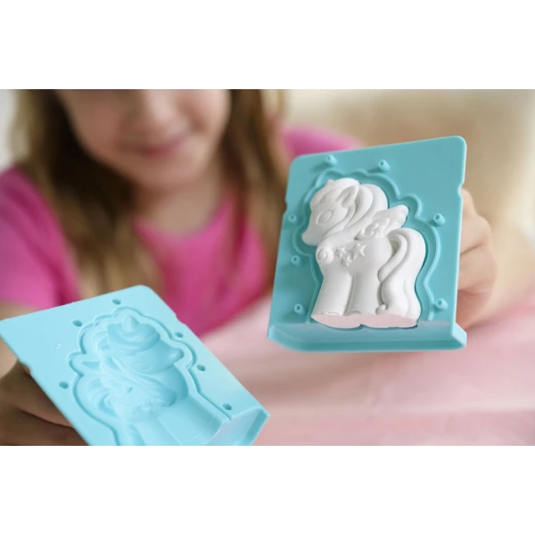 4M CONSTRUCTION 3D UNICORNS WITH GLITTER