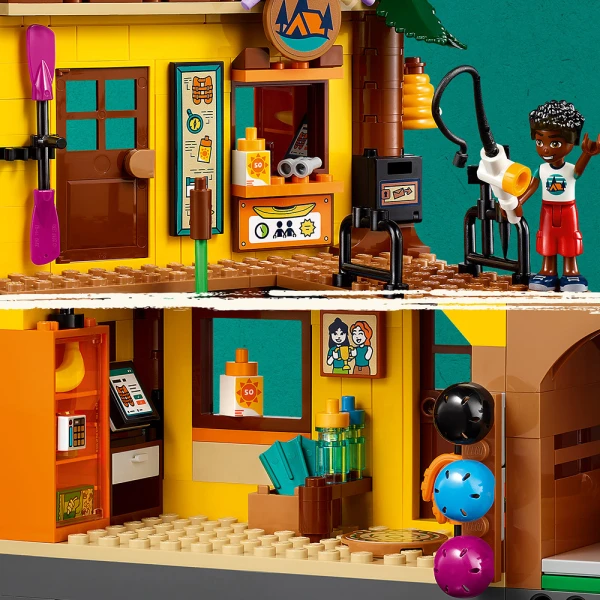 LEGO® FRIENDS ADVENTURE CAMP WATER SPORTS