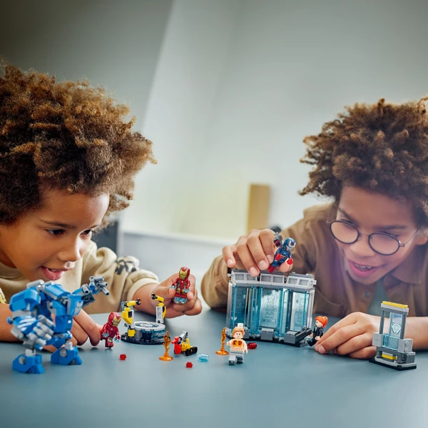 LEGO® SUPER HEROES ΤΟ ΕΡΓΑΣΤΗΡΙΟ ΤΟΥ ΑΙΡΟΝ ΜΑΝ - Η ΑΙΘΟΥΣΑ ΣΤΟΛΩΝ
