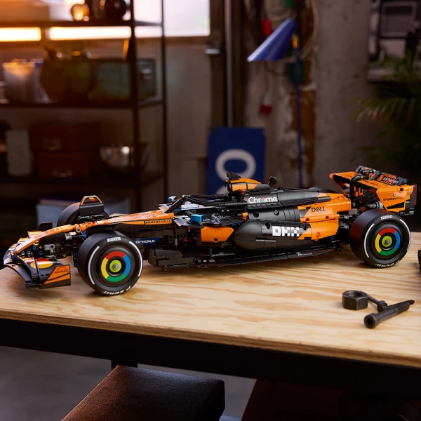 LEGO® TECHNIC ΑΥΤΟΚΙΝΗΤΟ MCLAREN MC39 F1