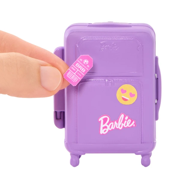 ΚΟΥΚΛΑ BARBIE ΣΤΟ ΑΕΡΟΔΡΟΜΙΟ
