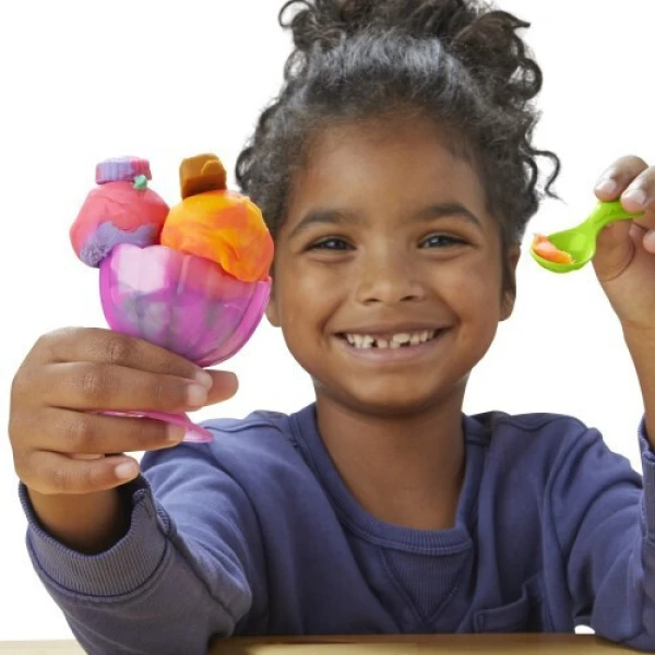 PLAY-DOH ΣΕΤ ΠΑΙΧΝΙΔΙΟΥ RAINBOW SWIRL ICE CREAM
