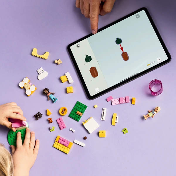 LEGO® FRIENDS PUPPY PLAYGROUND