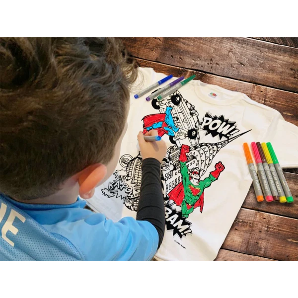 SPLAT PLANET WASHABLE COLOURING T-SHIRT SUPER HEROES WITH MARKERS (5-6 YEARS)