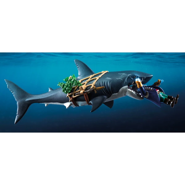 PLAYMOBIL PIRATES GIANT SHARK WITH PIRATE