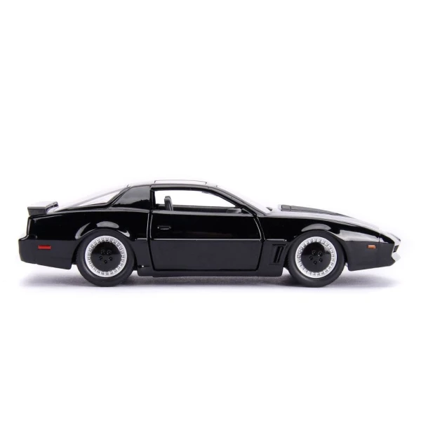 KNIGHT RIDER K.I.T.T. CAR 1982 PONTIAC FIREBIRD TRANS AM 1:32