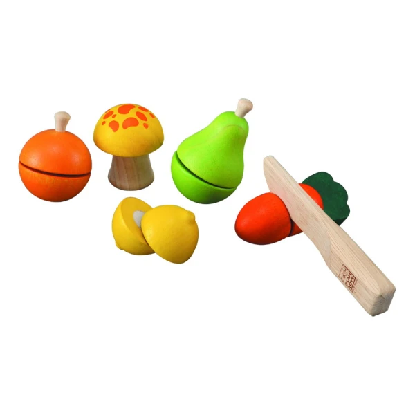 WOODEN GAME PLAN TOYS -Fruit & VEGETABLES