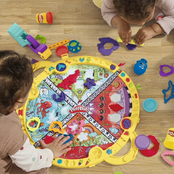 PLAY-DOH FOLD N GO PLAYMAT