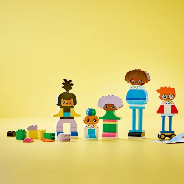 LEGO® DUPLO® TOWN ΚΑΤΑΣΚΕΥΑΣΙΜΑ ΆΤΟΜΑ ΜΕ ΜΕΓΑΛΑ ΣΥΝΑΙΣΘΗΜΑΤΑ